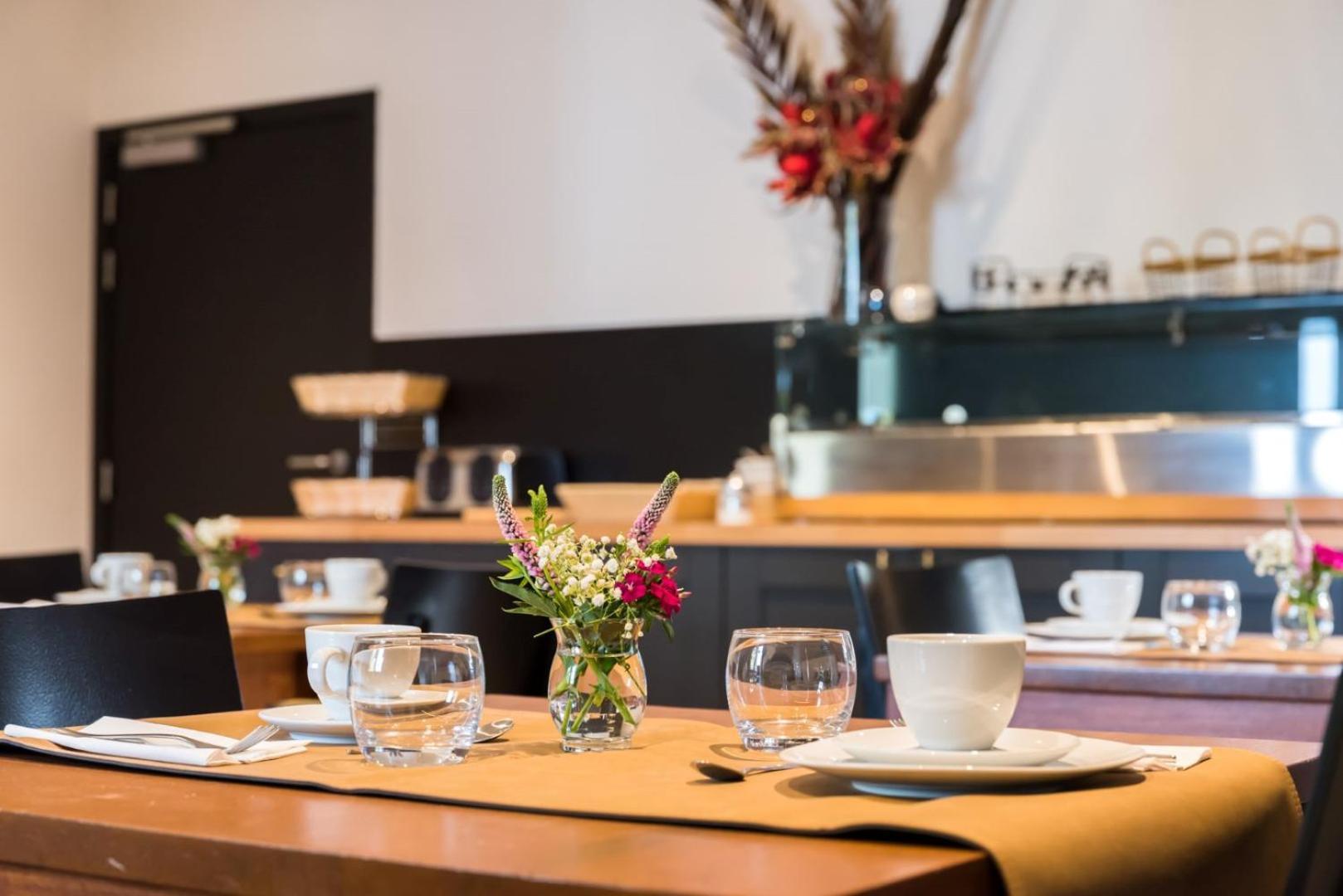 Hotel Mosa Hermalle-sous-Argenteau 外观 照片